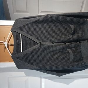 J. Crew Men's Lightweight Gray Plaid Merino Wool Cardigan Sweater. Size L